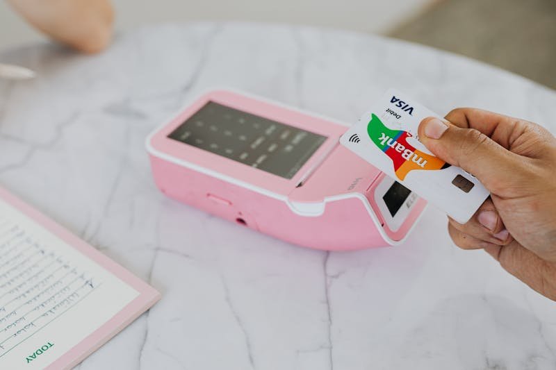 Terminal de paiement sans abonnement : mythe ou réalité ?